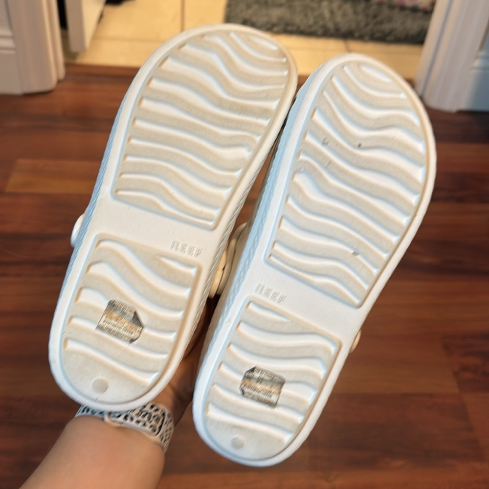 Reef slip ons - Picture 3 of 3